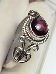 GARNET CAB IN TRENDY FILIGREE & HALO SET STL. SILVER.925 RING SIZE 8.25-8.5
