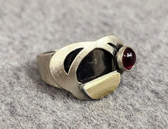 Christophe Poly Silver Tone Modernist Artisan Red Cabochon Ring, US Size 5.5