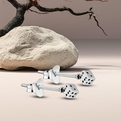 AeraVida 925 Sterling Silver Lucky 3×3 mm Dice Stud Earrings | Small,