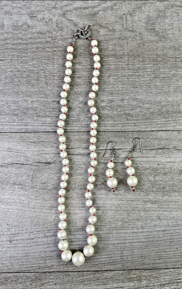 Unbranded Faux White Pearl Necklace & Dangle Earrings Red Cord