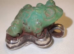 Chalcedony Frog animal in Sterling Silver Pendant
