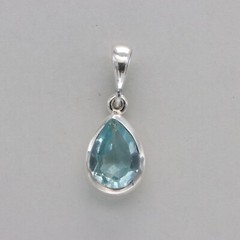 Faceted Drop BLUE TOPAZ Pear / Teardrop Dangle Pendant 925 STERLING SILVER #4e
