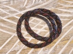 Sashka Co Bracelet 6″-8″ Original Size Iridescent Red, Purple, Black, Maroon