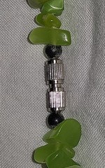 18” Lime Green Serpentine Necklace Polished Chip Beads VINTAGE