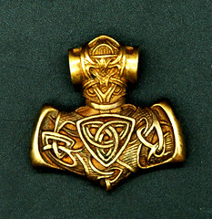 Celtic Triskelion Mjolnir, Viking Thor Hammer Pendant, Wolves Head Pagan Amulet