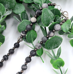 Labradorite Larvikite Stone Bead Protection Necklace 17″ Gray Black Swirls