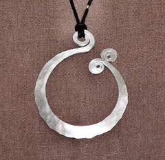 ANTIJOYAS Handmade ART-2-WEAR Hammered Aluminum TCHAI NECKLACE X-Large SAC53