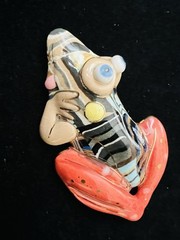 Cynthia Chuang JEWELRY 10 ARTISAN 3D FROG SCULPTURE CERAMIC BROOCH On Orig Card
