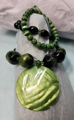 Handmade Jewelry Necklace Stretch Cord Green Black 2 Bracelets