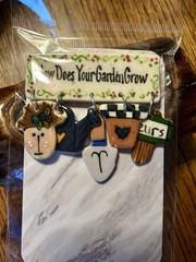 Ceramic Glazed Garden Pin