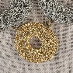 Artisan Gold Gray And Silver Metal Wire Circle Charm Collar Necklace 20 in