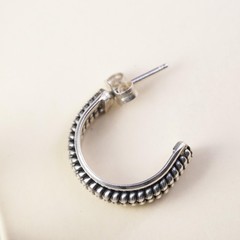 SINGLE EARRING 0.75”, Vintage sterling silver cable 925 huggie hoop
