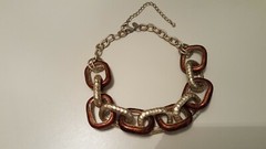 KIAM FAMILY NECKLACE ENAMEL/METAL LINK BROWN AND GOLD COLORED