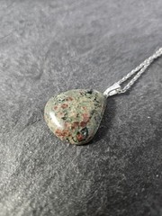 Natural Unakite Teardrop Pendant Necklace 18″