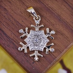 Vintage gold plated sterling 925 silver snowflake charm pendant with diamond
