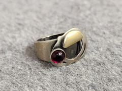 Christophe Poly Silver Tone Modernist Artisan Red Cabochon Ring, US Size 5.5