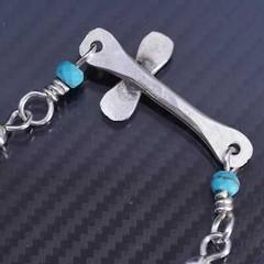 6.75”, vintage Cross Chain Bracelet in Sterling 925 Silver with turquoise beads