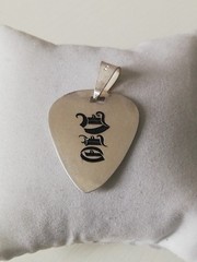 .925 Solid Silver Dio Men’s Guitar Pick Metal Rock Band Biker Pendant New.