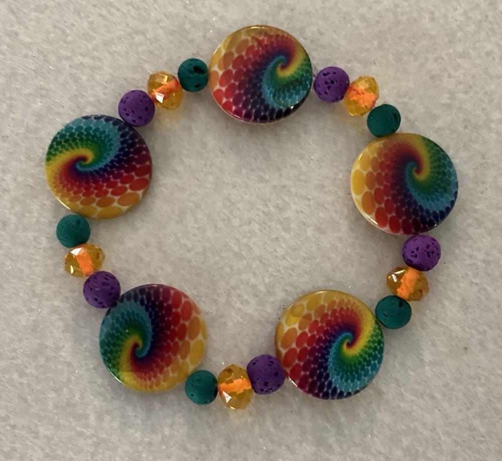 Colorful Mother Of Pearl Rainbow Swirl Beaded Stretch Bracelet 7.25”Length