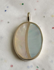 NEW REVERSIBLE TWO TONE LT. BLUE /NATURAL MOP SILVER OVAL SOULFLOWER PENDANT