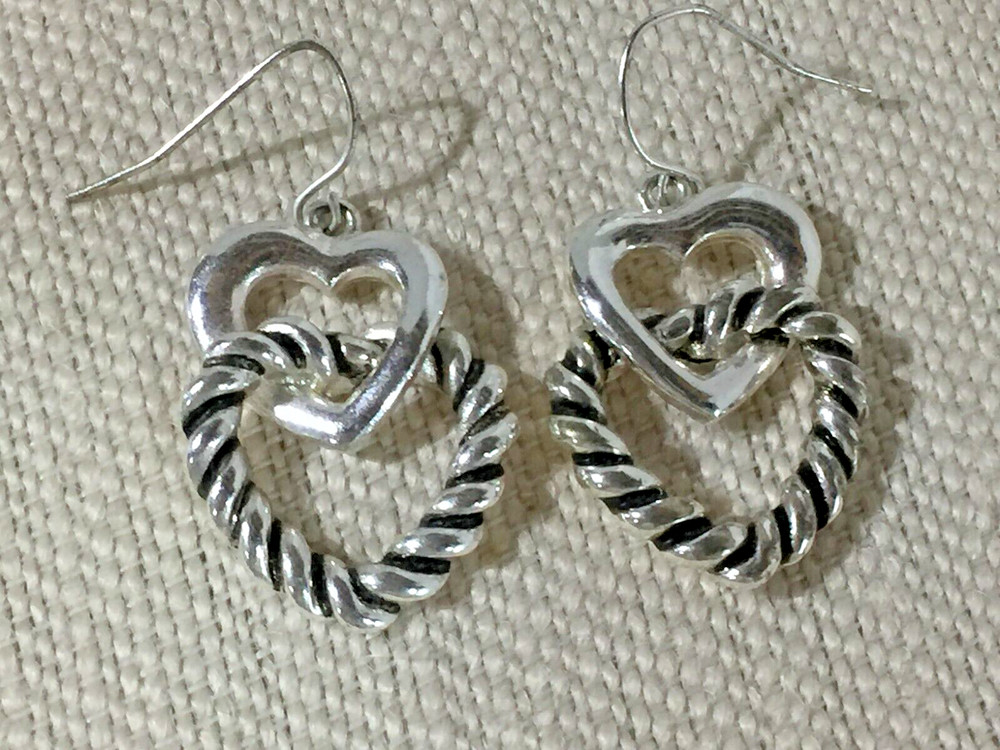 Lovely Artisan Silver Tone Double Heart Design Dangle Hook 1″ Earrings!