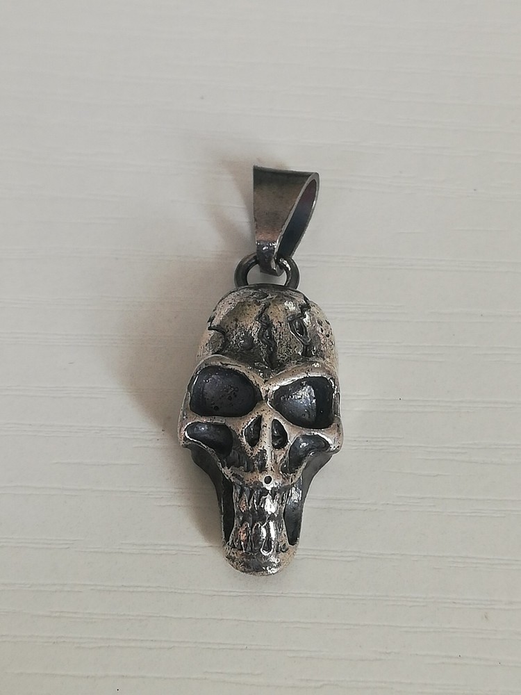 .925 Solid Silver Skull Biker Pendant Leather Chain New.