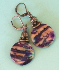 BLACK LIP SHELL SWIRL color earring BRONZE LEVERBACK artisan 618
