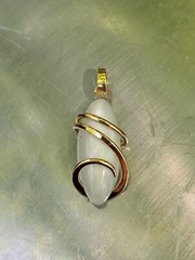 9.38ct Moonstone Cabochon Marquise White In Forged 14K Gold Pendant Total Weight
