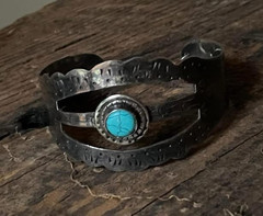 STERLING SILVER WITH TURQUOISE STONE CUFF BRACELET