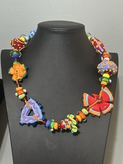 Vintage Artisan Lampwork Glass Statement Necklace 20″ Chunky Bead Bow Hook Clasp