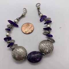 Bracelet Handcrafted Beaded 9″ Bracelet in Silver and Purple