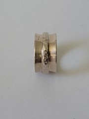 Vintage Brutalist Artisan Hammered Middle Wide Band Sterling Silver 925 Ring