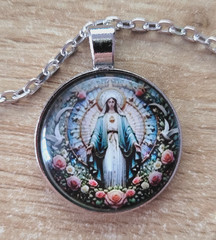 Stainless Steel Virgin Mary Pendant with 60 cm Chain, Religious Necklace