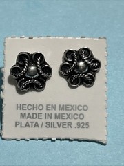 Made In Mexico Unsigned Taxco sterling silver flower Stud earrings (FL3)9mm