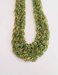 VTG Twisted Green Seed Bead Boho 18″-21″ Adjustable Choker Style Necklace 3.62oz