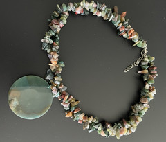 Watermelon Tourmaline & Jade Chips Y2K Necklace 16″ W/Round Green Stone Pendant