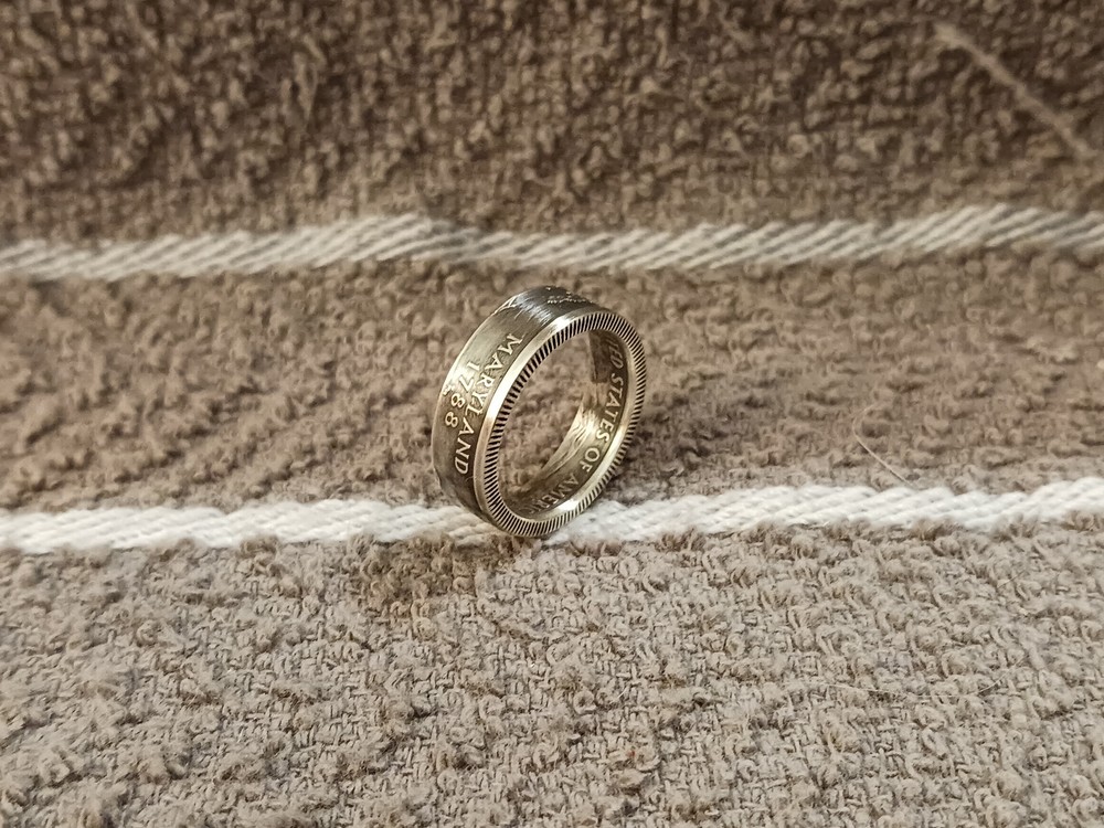 Maryland Handcrafted 90% Silver Washington Quarters coin ring, size 6-1/2 2002