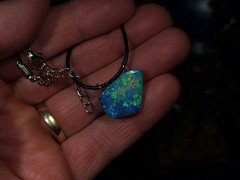 Deluge’ Big Rare Australian 14k Gold Opal Doublet Pendant Gift 2.3g Q43