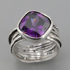 Retired Silpada Oxidized Sterling GLADIATOR GLAM Purple CZ Ring R2757 Size 6.5