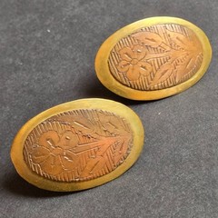 Vintage Floral Oval Brass Copper Pierced Earrings Etched Flower Design 1″ x 1.5″