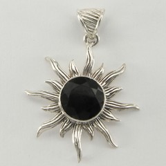 925 Sterling Silver – Faceted Round Black Onyx Drop / Dangle Sun Pendant
