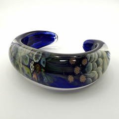 Kevin O’Grady Signed Handmade Art Glass Cuff Bracelet, “Sea Feather” design