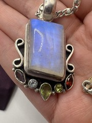 VTG Artisan Pendant Moonstone Labradorite Sterling & Necklace 16” Gems Designed