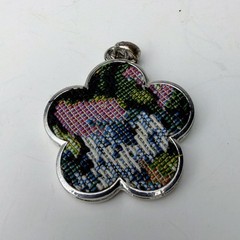 Handwoven Flower Shaped Pendant Silver Toned Green Black White Blue Pink Artisan