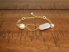 Baroque Freshwater Geometric Shape Gold Plated Copper Wire Wrapped Bracelet