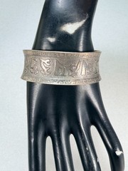 Vintage Tibetan Style Wide Cuff Bracelet Silver Tone Ethnic Tribal Boho