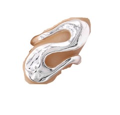 BRIGHTON BEACH HAMMERED METAL STRETCH RING