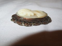Lovely Vtg Profile Cameo Pendant Metal Frame Embellished with Curled Wire