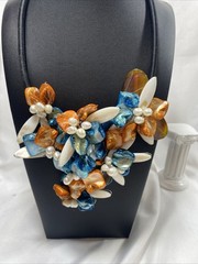 Artisan Mother of Pearl Flower Statement Necklace Freshwater Pearl Agate Bib 16″