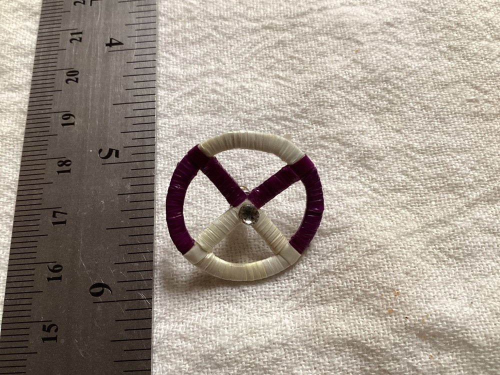 1 inch Porcupine quilled medicine wheel hat pin